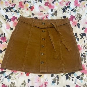 American Eagle button up and tie skirt